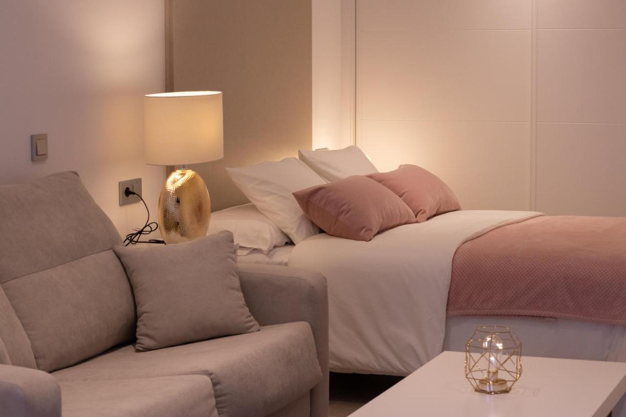 Apartamentos Palacio De Yolanda Zamora Extérieur photo
